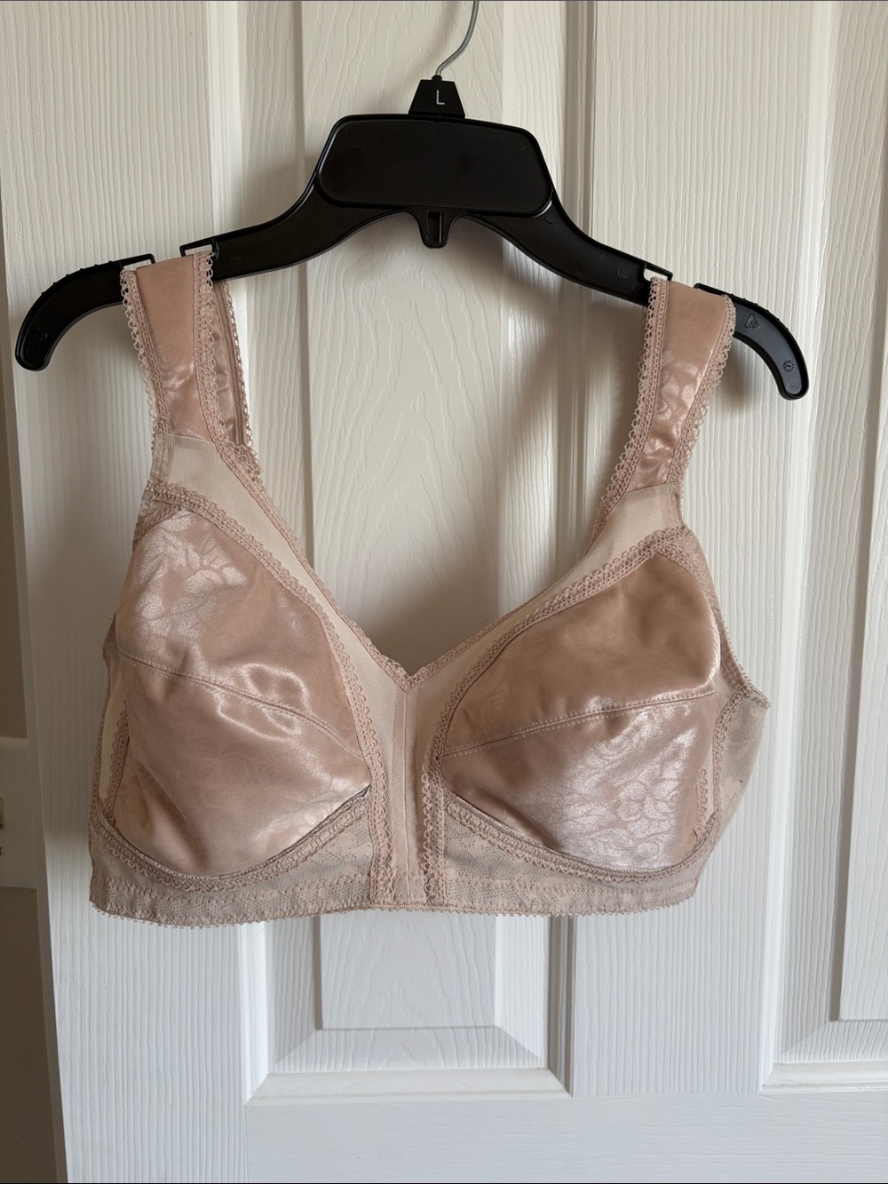 Wireless Full-Coverage Comfort Bra in Nude 38B